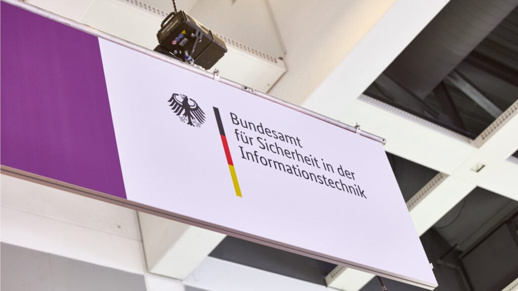 BSI-Präsidentin Plattner: KI-Riesen handeln fahrlässig