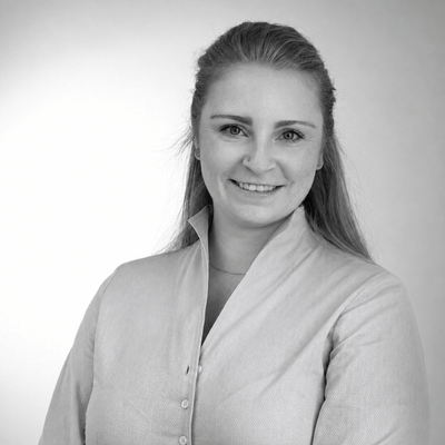 Jana 400x400px 1