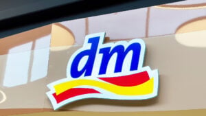 dm