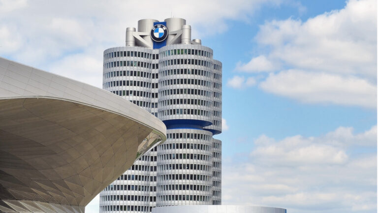 BMW: KI soll jede fünfte Topposition ersetzen