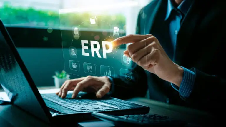 Fassadenspezialist Ebener digitalisiert Projektsteuerung mit ams.erp