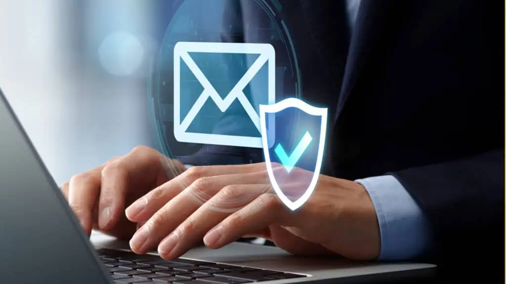 Cloud-E-Mail-Sicherheit: der Schutz muss vor dem Postfach beginnen