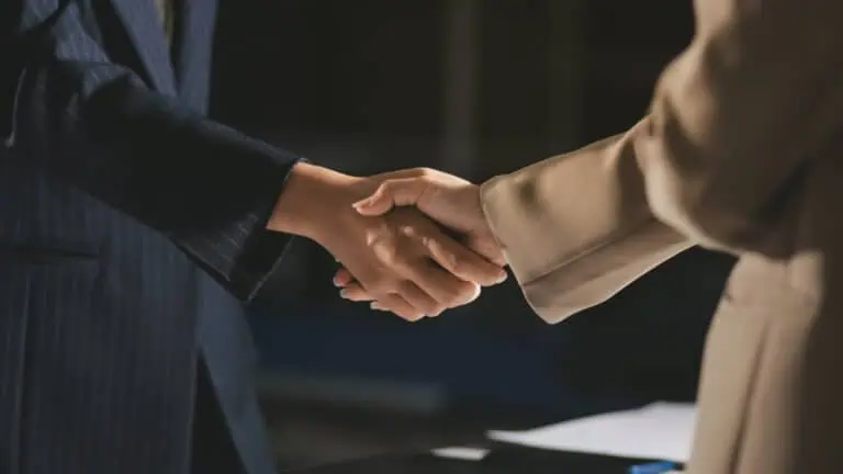 HCLTech und Anthropic schließen Global Premier Partnership