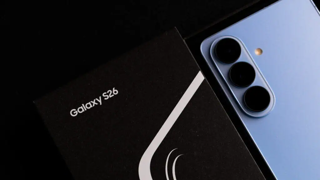 Samsung Galaxy S26 per E-Mail gehackt
